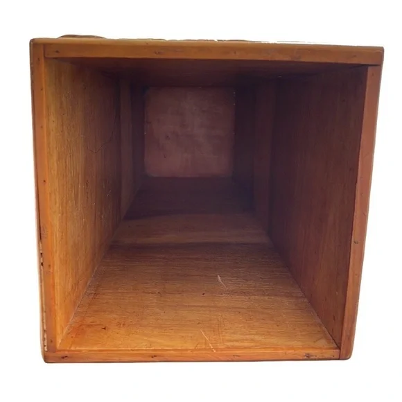 Large Rope Wrapped Wooden Vase - Picture 4 of 13